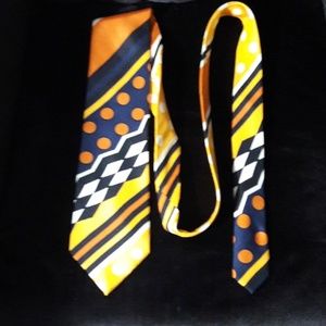 Vintage Dolce & Gabbana scarf tie